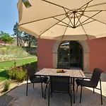 Azzurro By Interhome * Petroio