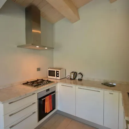 Azzurro By Interhome Petroio